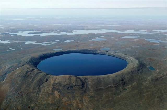 10 lenyűgöző becsapódási kráter a Földön
