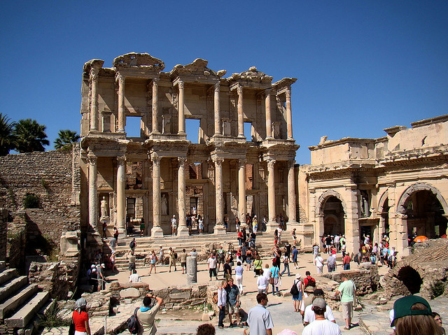 Celsus Könyvtára
